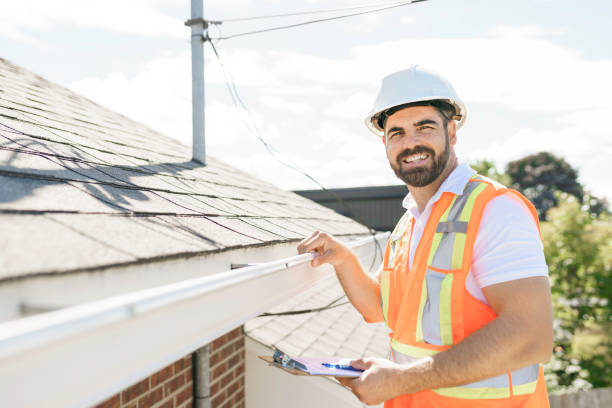 Best Roof Gutter Cleaning  in Cle Elum, WA